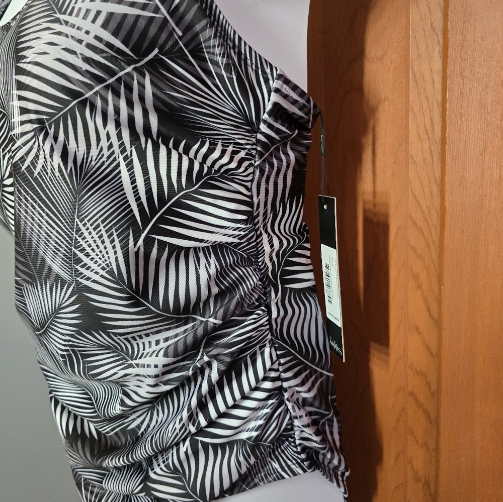 Nicole Miller Women’s Black Gray Palm Print One Piece Swimsuit 2X NWT - Picture 3 of 7